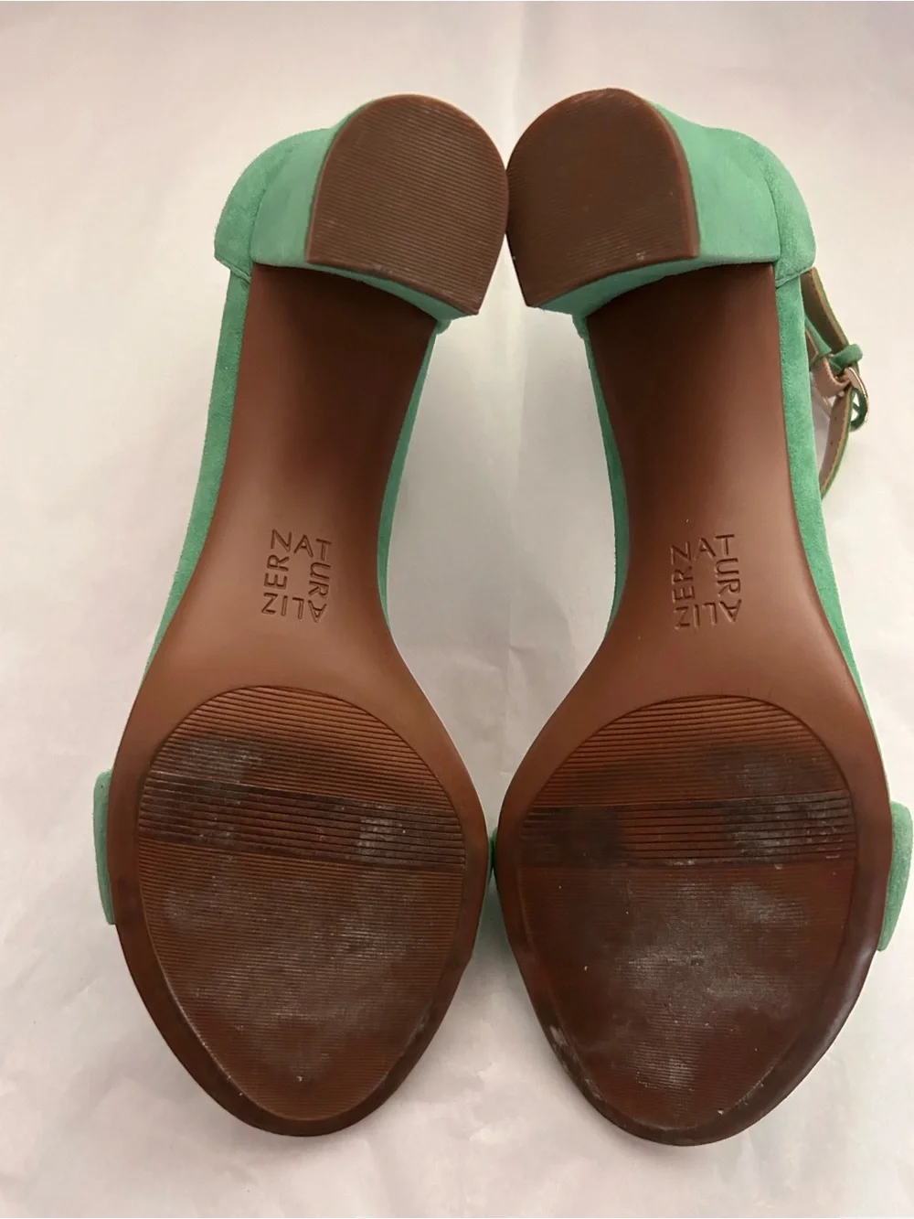 Naturalizer,Green Suede Ankle-Strap Sandals , 2 1/2” heel perfect condition